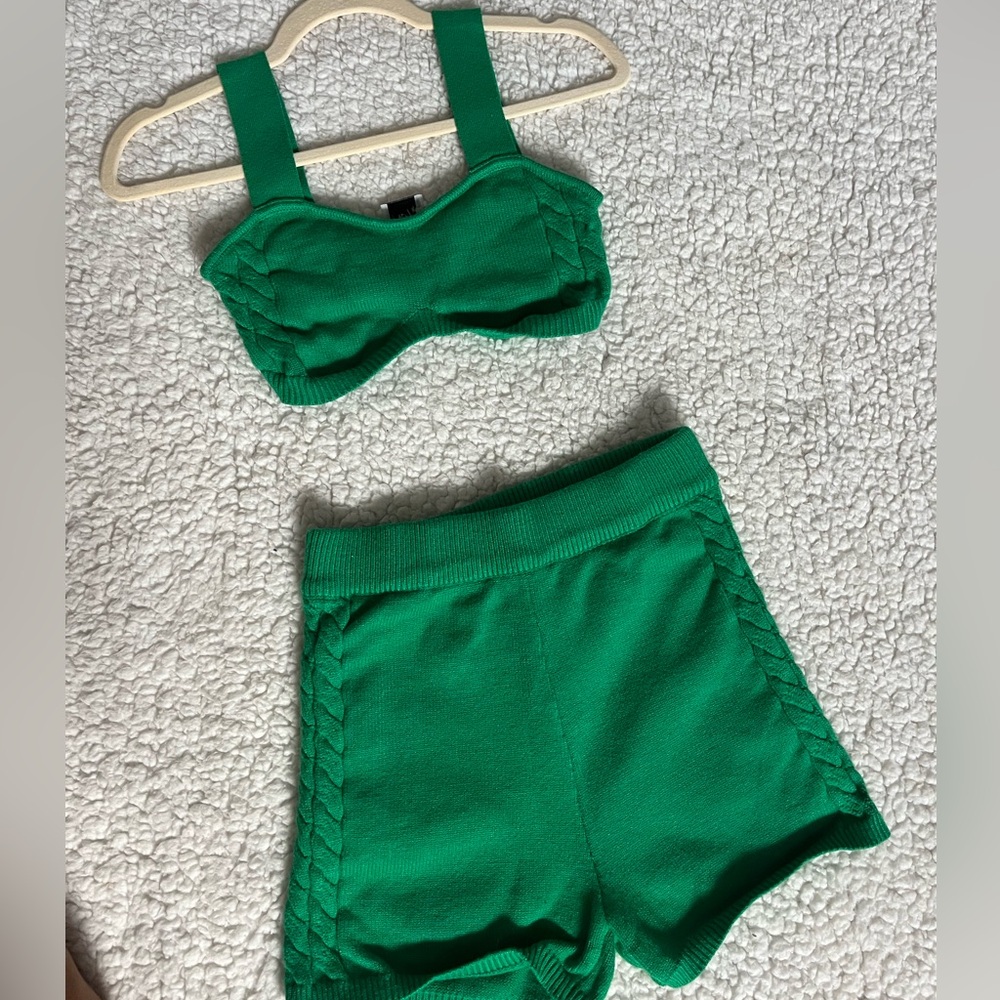 Princess Polly Green SET